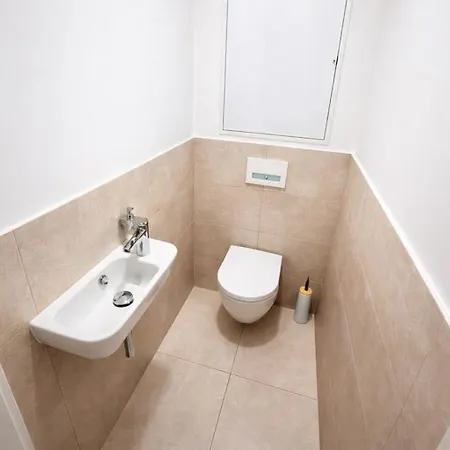 Luxury Wenceslas With Free Parking